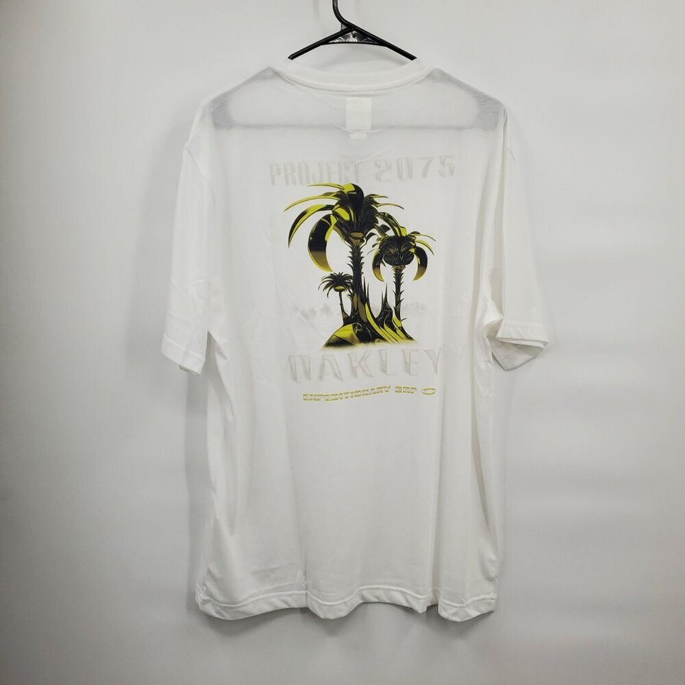 Oakley Mtl Desert Palm Graphic Tee Shirt Top Men Size XL NWT Short Sleeve Crew